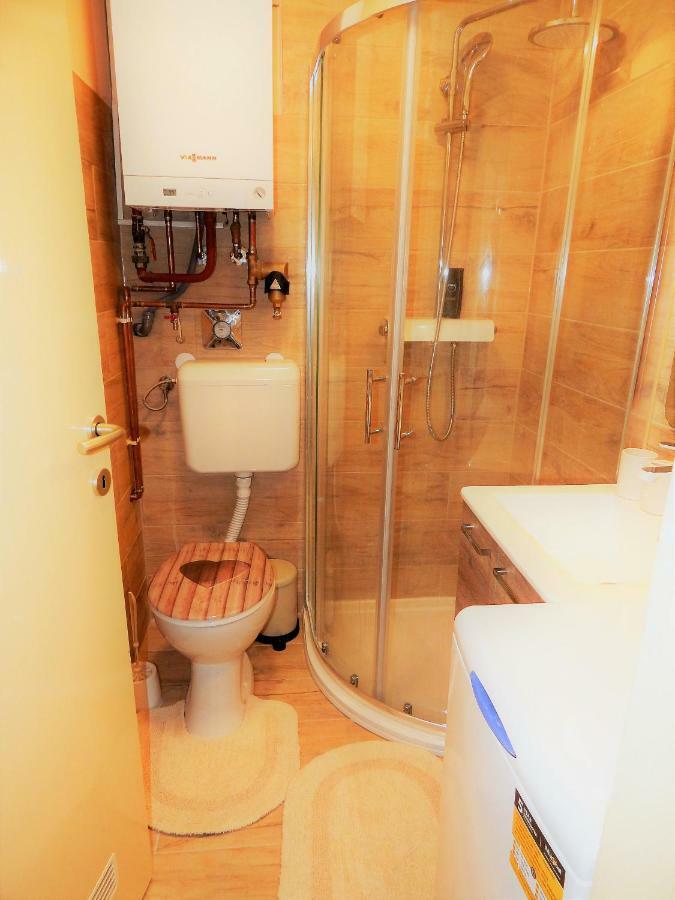 Studio Apartman Tvrtko Βαράζντιν Εξωτερικό φωτογραφία