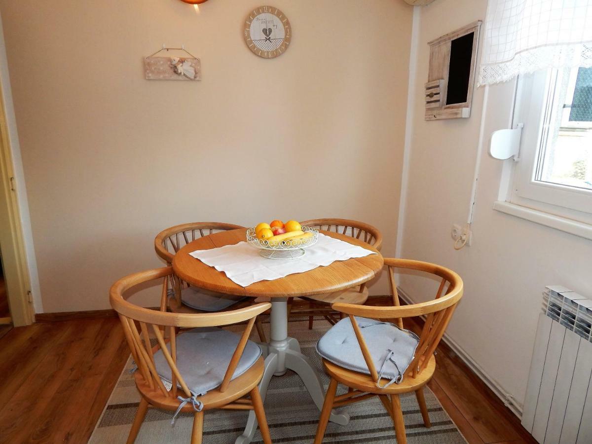 Studio Apartman Tvrtko Βαράζντιν Εξωτερικό φωτογραφία
